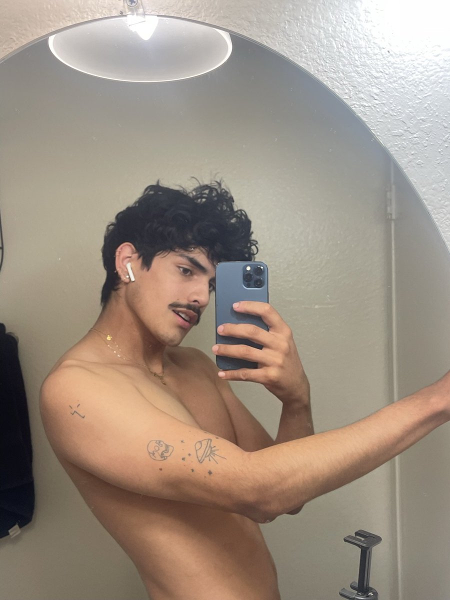 Antversaceee's tweet photo. A mustache year https://t.co/y6uR8R299B