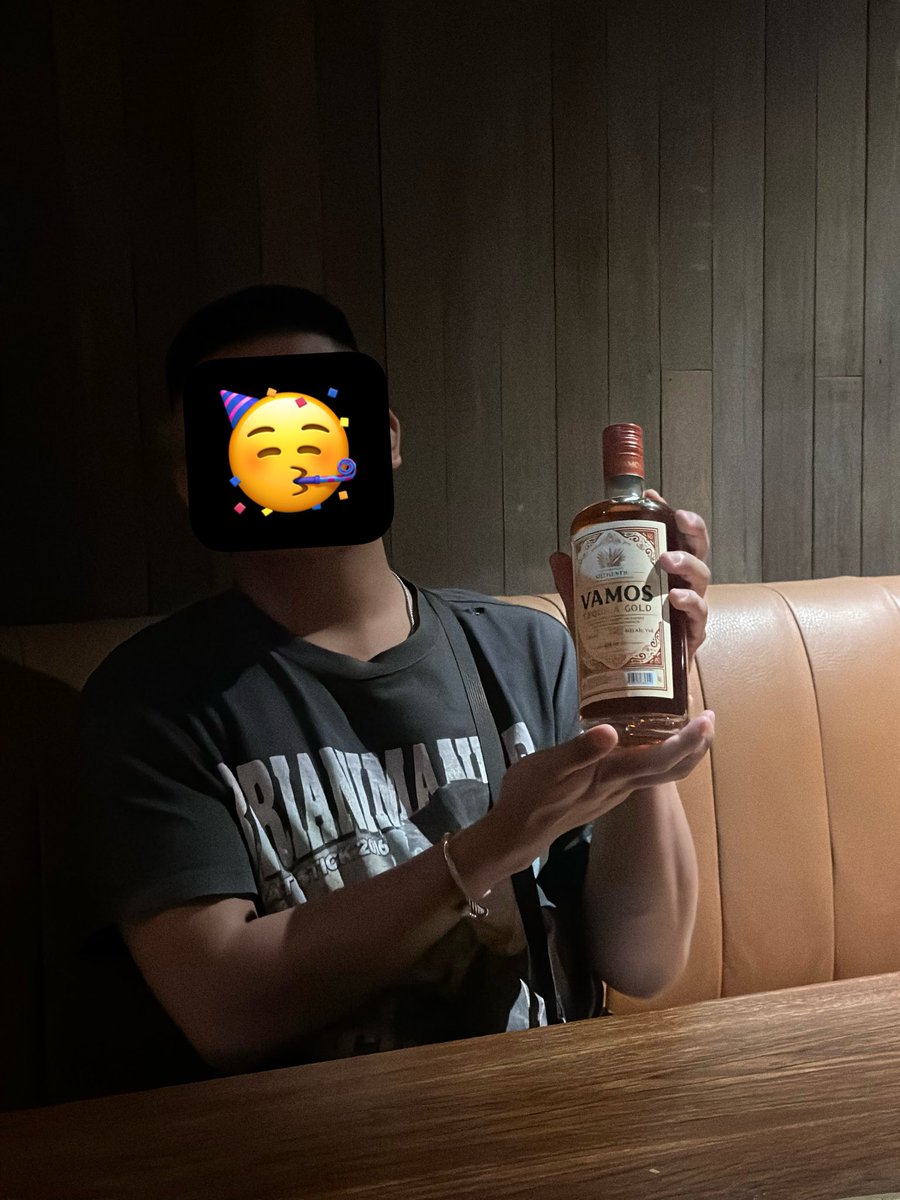 CallMeTrevii16's tweet photo. Happy birthday @Okarun1777 🥳���🎉

@rosasnapink @ynnuhdana @nn_darkside @jvdecarlo @ggabigabbb @eulsdeputaa 

📍 En Route Distillery https://t.co/ajSg3YLxtv