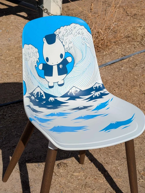 TeamLiquid's tweet photo. Looking for an affordable chair today? We're proud to reveal this iconic 1 of 1, custom, assembled and painted in America, iconic Team Liquid endearing Blue chair. 

🌊 https://t.co/dvZ8of5PpJ https://t.co/gNo4fEu0xS
