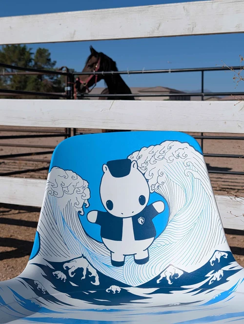 TeamLiquid's tweet photo. Looking for an affordable chair today? We're proud to reveal this iconic 1 of 1, custom, assembled and painted in America, iconic Team Liquid endearing Blue chair. 

🌊 https://t.co/dvZ8of5PpJ https://t.co/gNo4fEu0xS