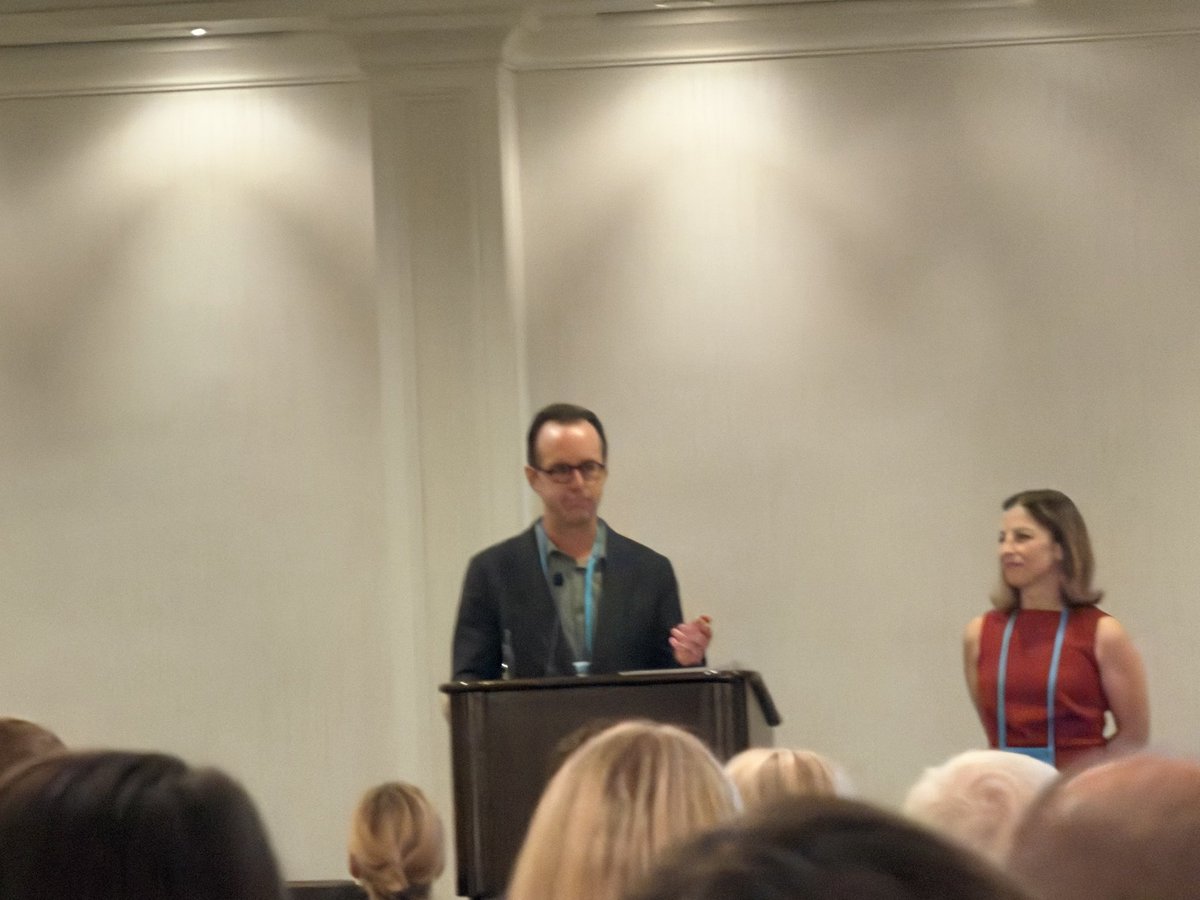 judbarber's tweet photo. Joe “The Award” Cravero ego-tripping by presenting the Cravero Award to the very deserving @BurgerPem #SPS26 #sedation https://t.co/IKoED63OZY