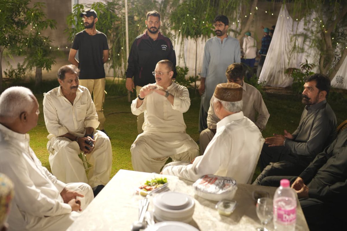 FaizullahK64113's tweet photo. شرجیل انعام میمن کا پی ایس-61 کے عوام سے مسلسل رابطہ عوامی خدمت کے عزم کا اظہار ہے۔ راؤل ہاؤس راہوکی میں ملاقات کے دوران عوام نے اپنے مسائل پیش کیے، جن کے حل کے لیے ضروری اقدامات کی یقین دہانی کرائی گئی۔
@sharjeelinam https://t.co/4V7dAODEs5