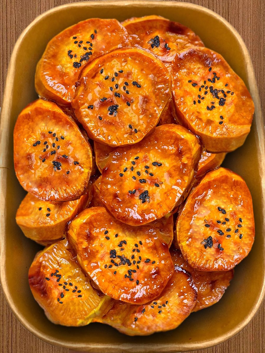 TieraNiemi's tweet photo. Just found the perfect snack combo—crispy roasted sweet potato wedges with a dollop of warm honey butter, the golden crunch hits just right! https://t.co/wNCGdYdvCD