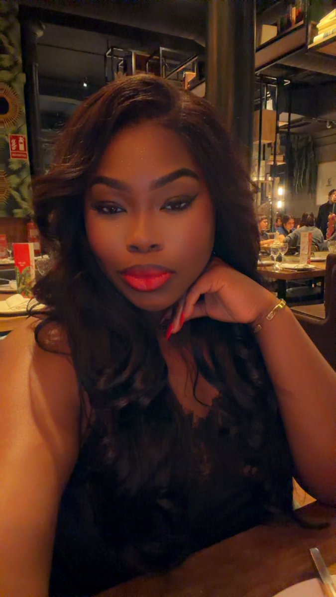 omalichanwa1234's tweet photo. "A woman who tries to do good, even though she’s deep, deep, deep inside evil."

#AikouAjanaku
#bbnaija
#bbnaijas11 https://t.co/kCWh3qNhrv