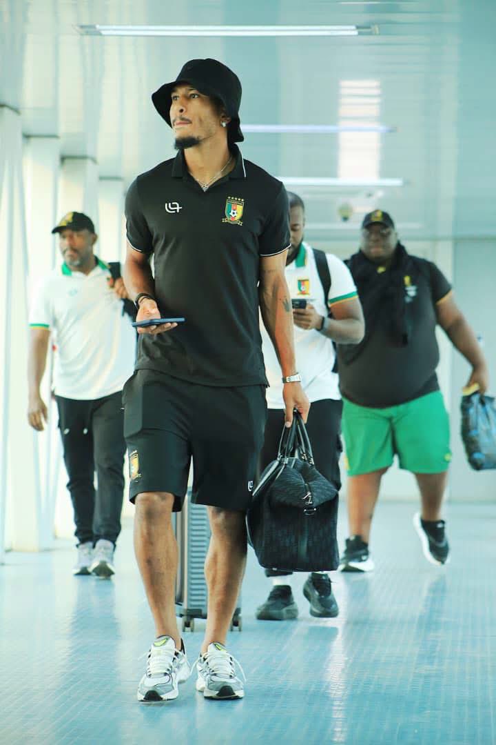 JoueursCMR's tweet photo. Nos lions sont arrivés au Congo, Bryan Mbeumo et ses coéquipiers affrontent les diables rouges mardi à 21h.🇨🇲🇨🇬 https://t.co/atctDto33B