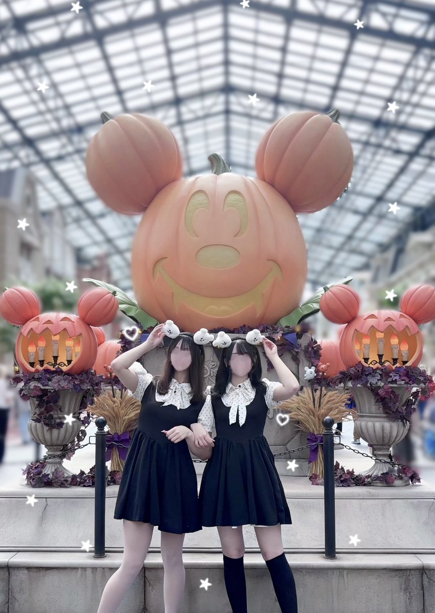 vb5ixI's tweet photo. #東京ディズニーランド 👻🎃♡ https://t.co/DNTQQY5drI