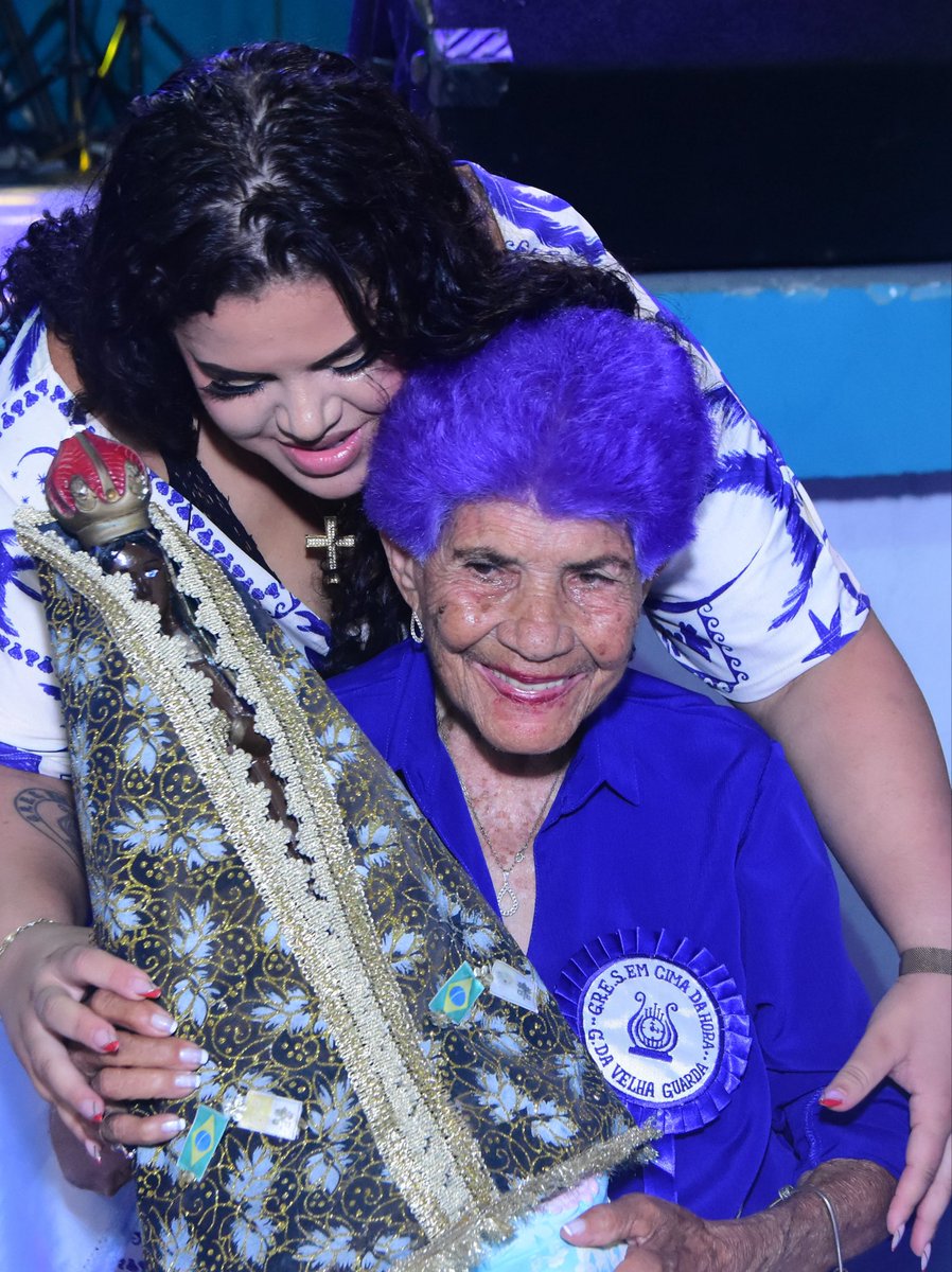 gresecdh's tweet photo. Sob o manto de Nossa Senhora Aparecida, nossa Padroeira, seguimos firmes na fé. Nessa semana de decisão saudamos você, Mãezinha. Viva Nossa Senhora Aparecida! 💙🙏🏽 https://t.co/jokUiaxlLE