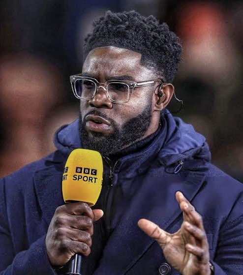 utdshows's tweet photo. 🚨🎙️ Micah Richards on Arsenal, Liverpool and Manchester United fans celebrating Manchester City’s 115 Premier League financial charges:

🗣️ “I can see rival fans happy about it.

Your teams couldn’t beat City on the pitch, and now you’re celebrating the financial charges.

As City fans, we don’t care. We ruled English football for years, winning the most Premier League titles during that period, and we are Champions League winners.

The sanctions haven’t even been decided yet, and City are expected to appeal.

But right now, rival fans celebrating before the verdict is basically saying, ‘We couldn’t stop them on the pitch, so we’re hoping the lawyers can do it for us.’” 😂👀