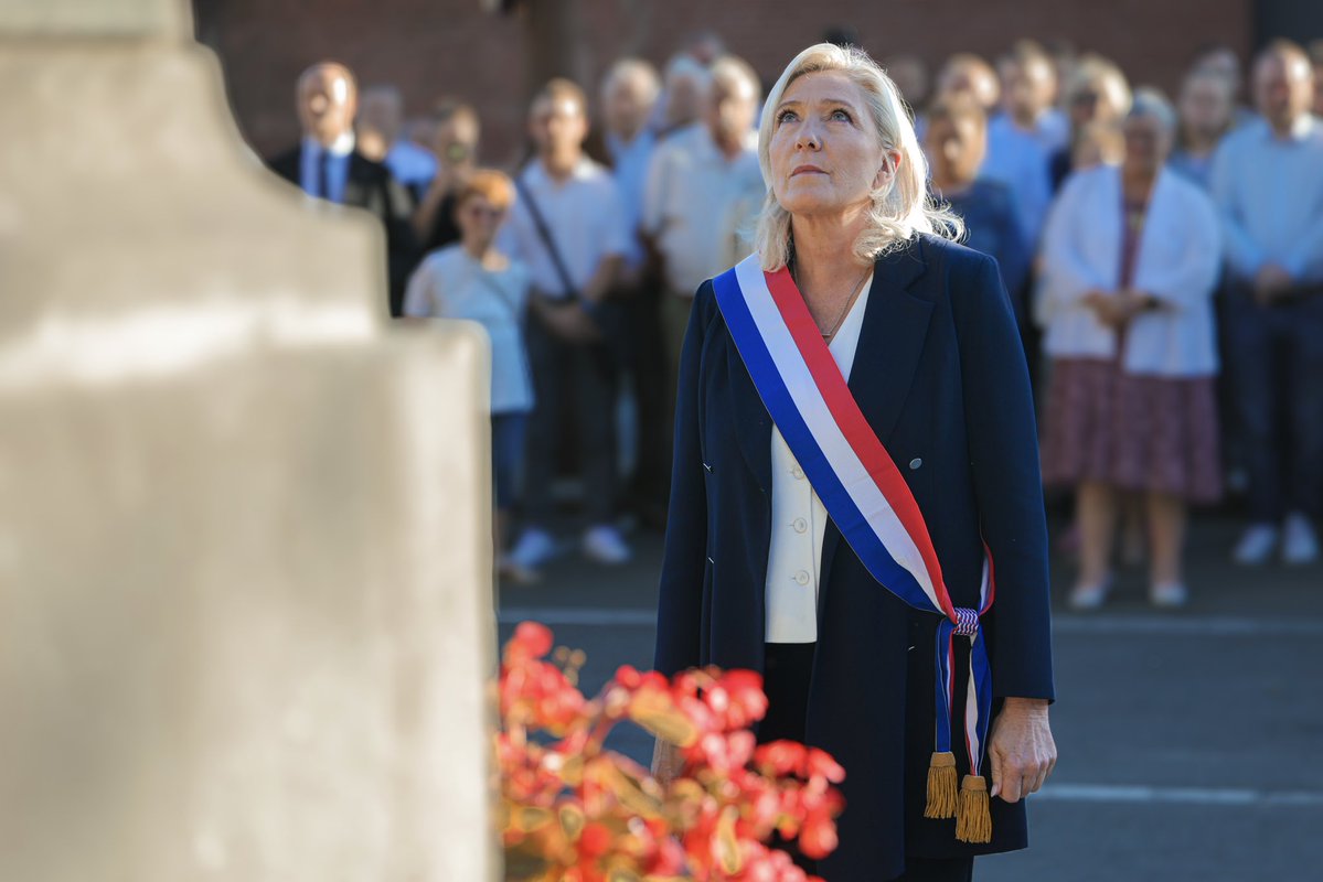MLP_officiel's tweet photo. À Courcelles-lès-Lens, dans le Pas-de-Calais, nous avons rendu hommage aux Harkis. https://t.co/Do9o8NEXuB