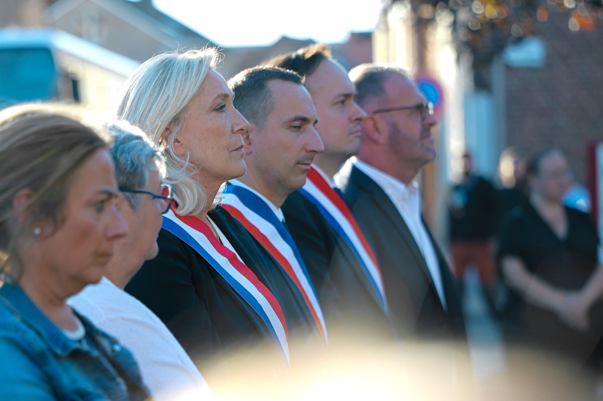 MLP_officiel's tweet photo. À Courcelles-lès-Lens, dans le Pas-de-Calais, nous avons rendu hommage aux Harkis. https://t.co/Do9o8NEXuB