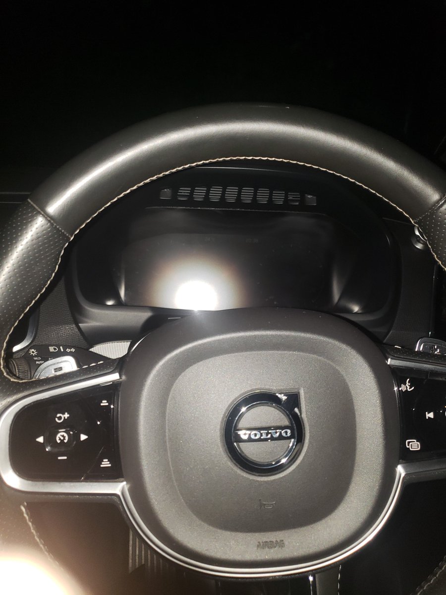 ScottTomm16836's tweet photo. Let the weekend began in style 😎 
#volvo https://t.co/CXOZBOk2o1