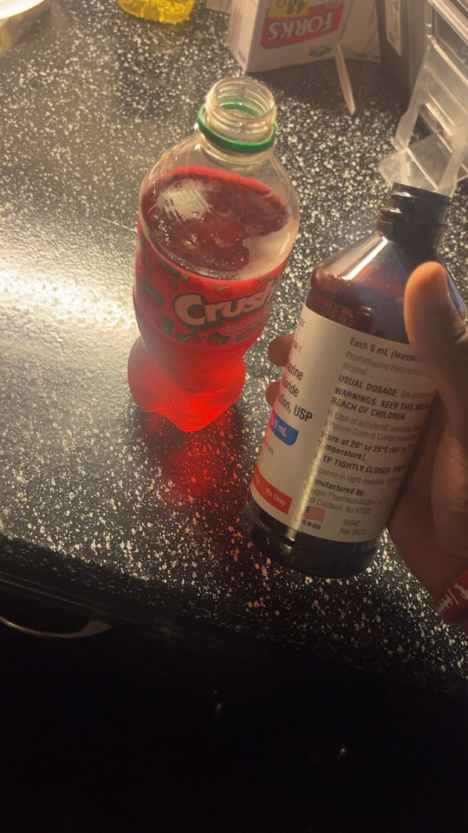 k3so187's tweet photo. Welcome to Houston 😍🤤 
$75/pint 

#houston #htx #drank #quagen #smoke #zaza #gas⛽️ #shopopen #humble #spring #moblie #katy #cypress https://t.co/aATjXLQPPy