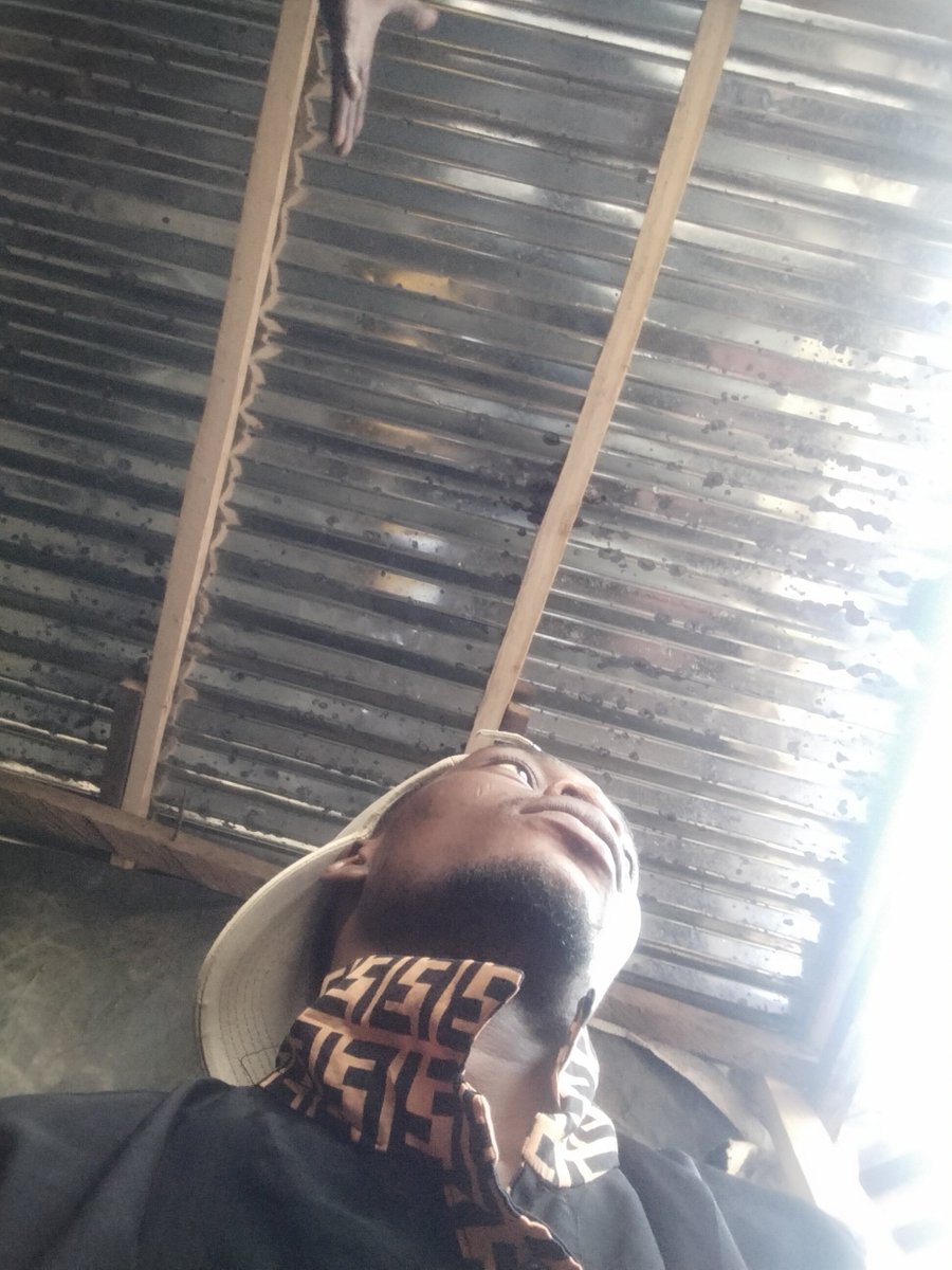 Genesisboyy's tweet photo. My plan is to be overly famous for some years,fake my death and never come back from my hideout https://t.co/zp0hXSIAD7