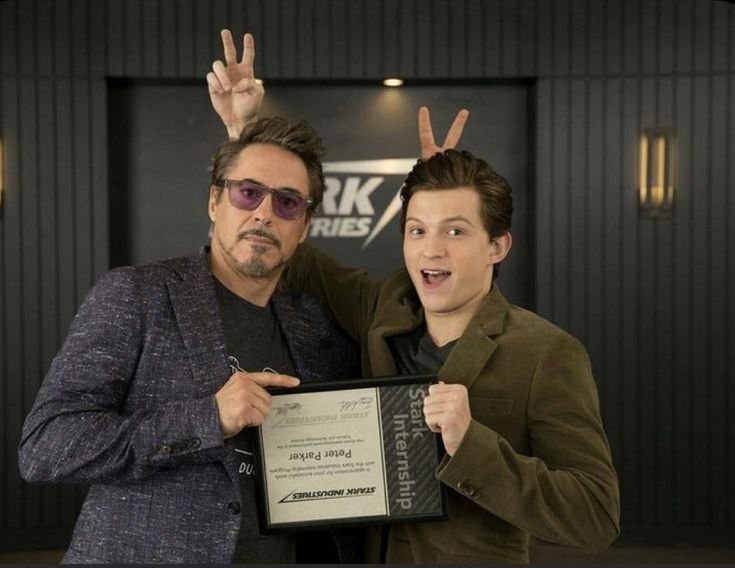 moovsny's tweet photo. They are literally like father and son.
😭😭😭😭 https://t.co/9cSDrHdnBo
