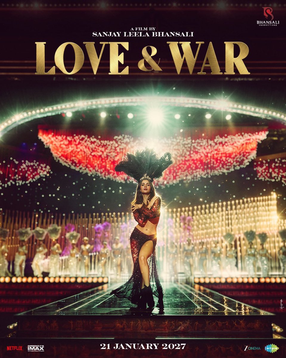 ShariqJourno's tweet photo. Sitaare toh hazaar, par chamak iski hai! ✨
Sanjay Leela Bhansali's Love & War on 21st January 2027 ❤️
#LoveAndWar
@saregamaglobal #RanbirKapoor @vickykaushal09 @aliaa08 #PrernaSingh https://t.co/sDHaBn63nw
