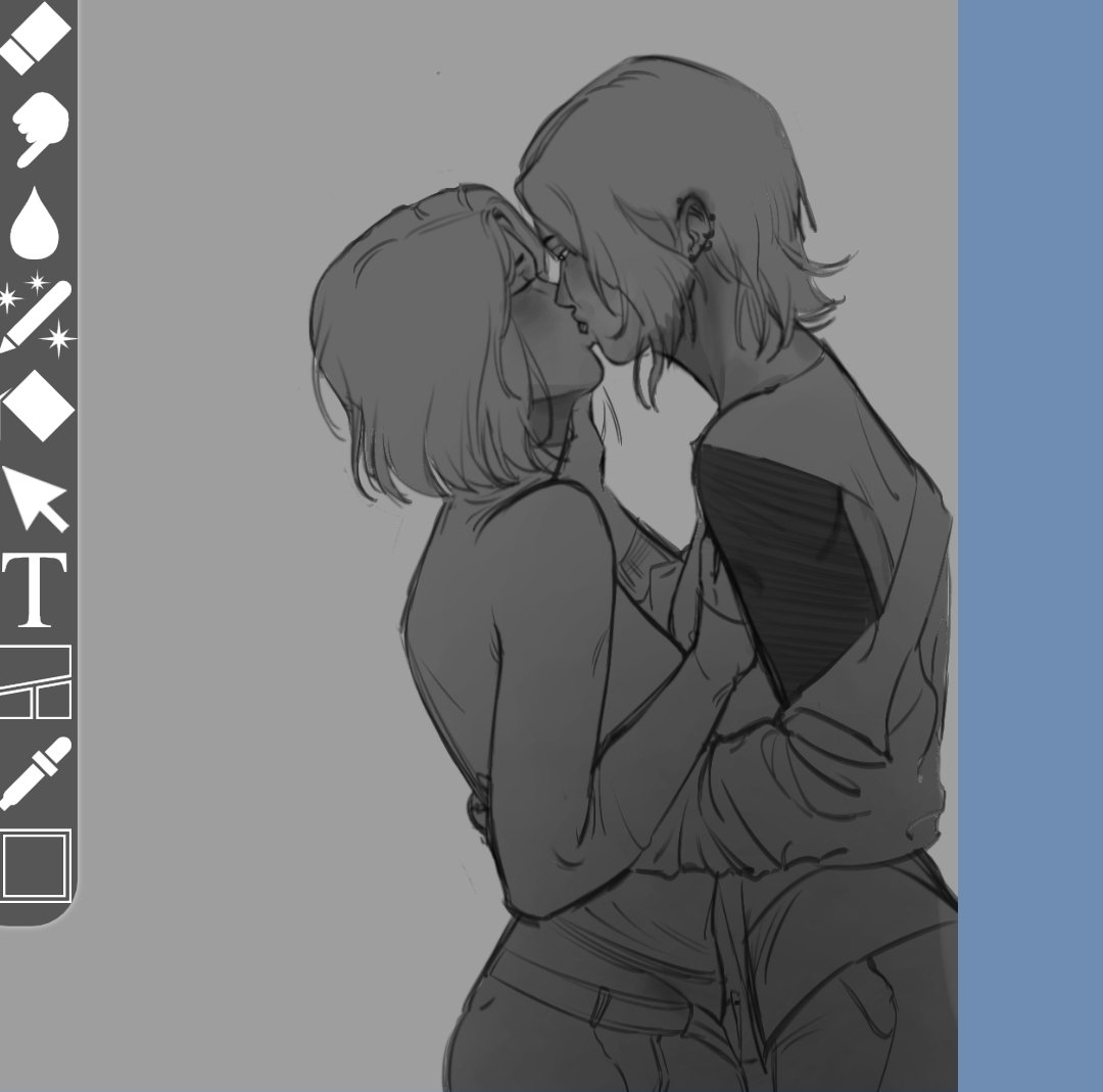 ctlynswif's tweet photo. 2 girls kissing practice https://t.co/Sjh0RcFlu9