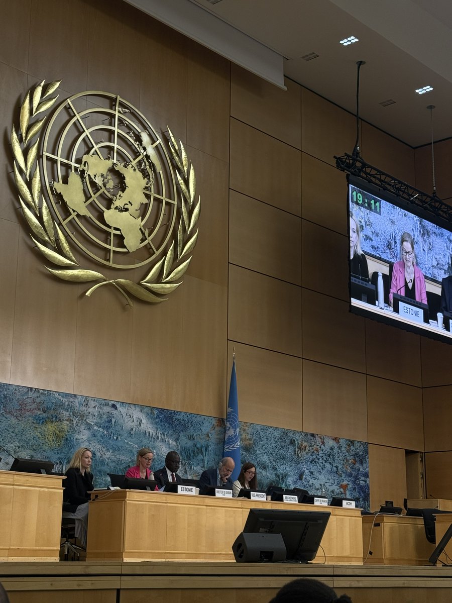 EstoniaGeneva's tweet photo. Today, the HRC adopted Estonia’s #UPR outcome.
We thank all delegations and civil society for their valuable contributions. Estonia remains firmly committed to implementing the UPR recommendations and to further strengthening human rights, democracy and the rule of law. #HRC63 https://t.co/dW8IlTkqHv