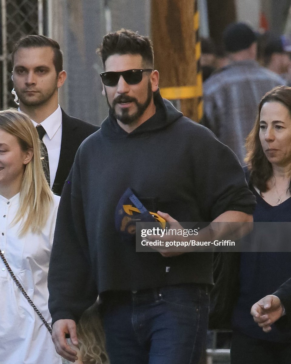 s4intcastle's tweet photo. the sluttiest thing a man can do is wear a cropped hoodie and have a full beard https://t.co/8F5MvMRRFj