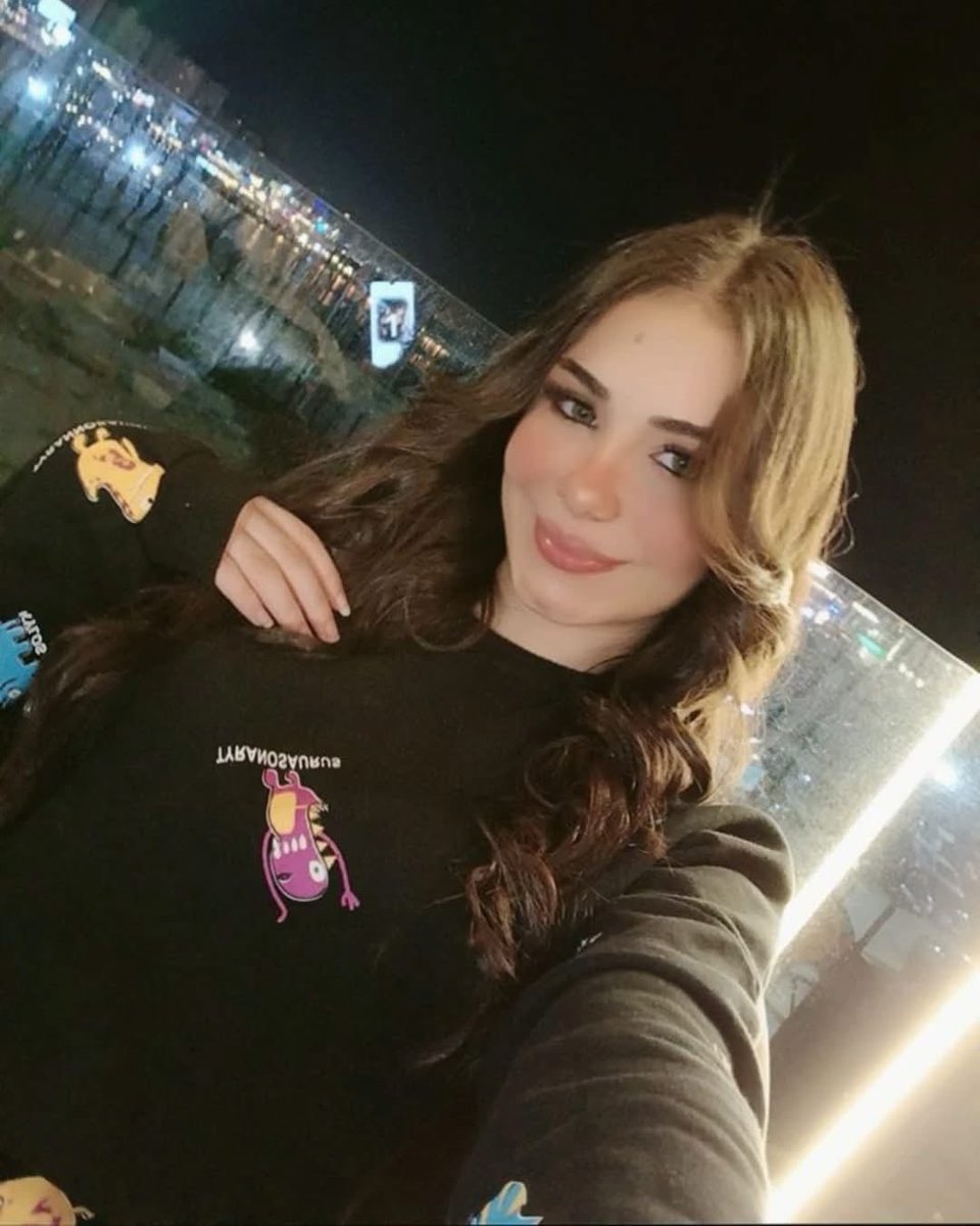 MarimHani69's tweet photo. Night with my all 💜
روتويت ولاف وتعالا خد هدية ف الخاص  💜#خليجي٢٧ #شرموٍطهَ https://t.co/thLchwxFCz