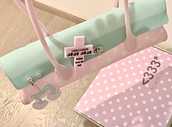 suisgirlfriend's tweet photo. kiii    ❤︎    kiii   𓂋 ‧₊˚ kiii 𓂃 𓈒𓏸 kya https://t.co/HpFFtcw0A6