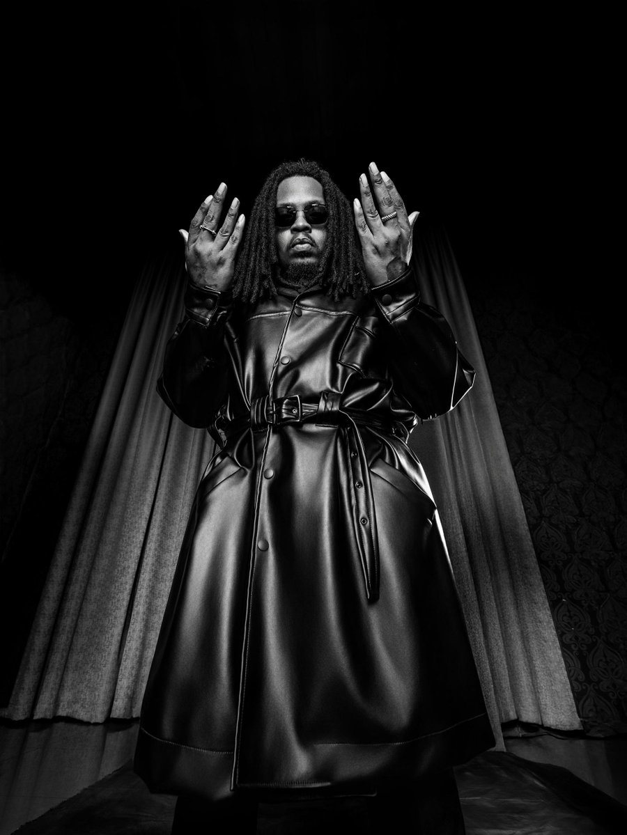 PulseNigeria247's tweet photo. OG. Baddest guy. 🔥 https://t.co/dKlzl80oiD