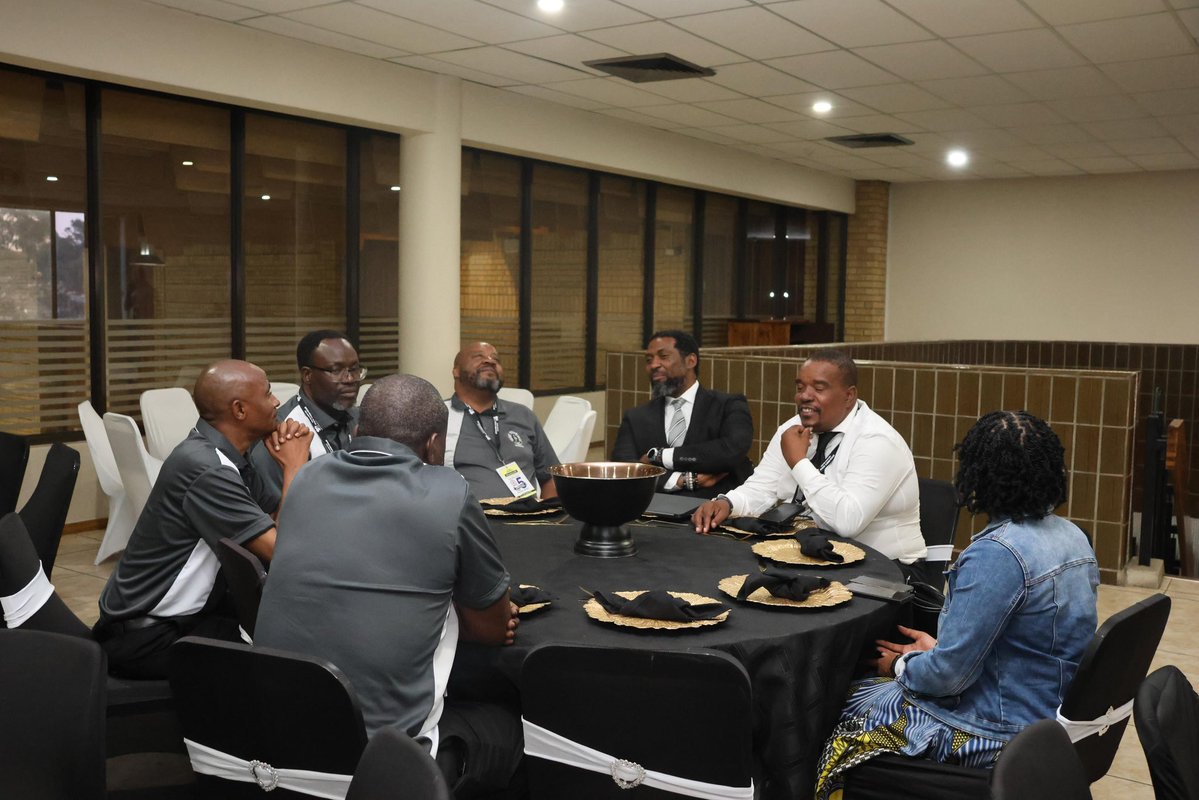 HigherEduGovZA's tweet photo. Minister @ButiManamela, this evening participated in the 85th anniversary celebration of the Evangelist Presbyterian Church in South Africa (EPCSA) Men’s Guild at the Alberton Civic Centre in Ekurhuleni.
#EPCSA85 #HigherEducation #MensGuild #TheAfricaWeWant https://t.co/uU70Ycmsv2
