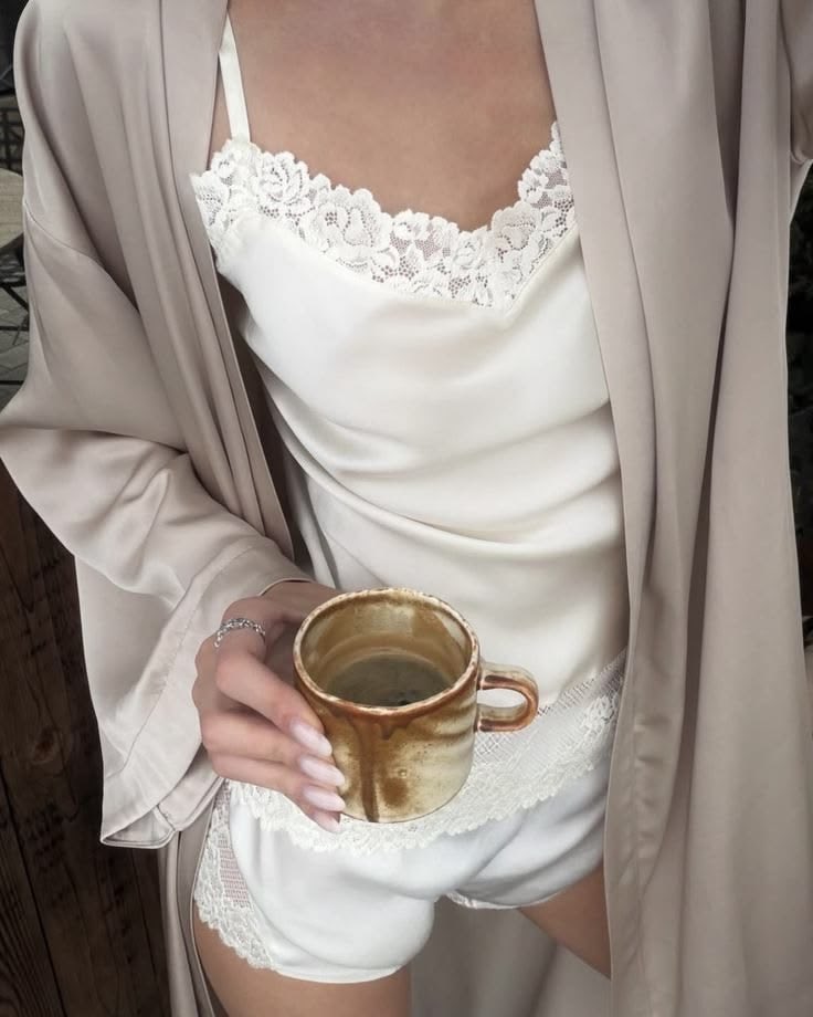 modernlilithh's tweet photo. how i love being a woman https://t.co/Kq0tym0fgz