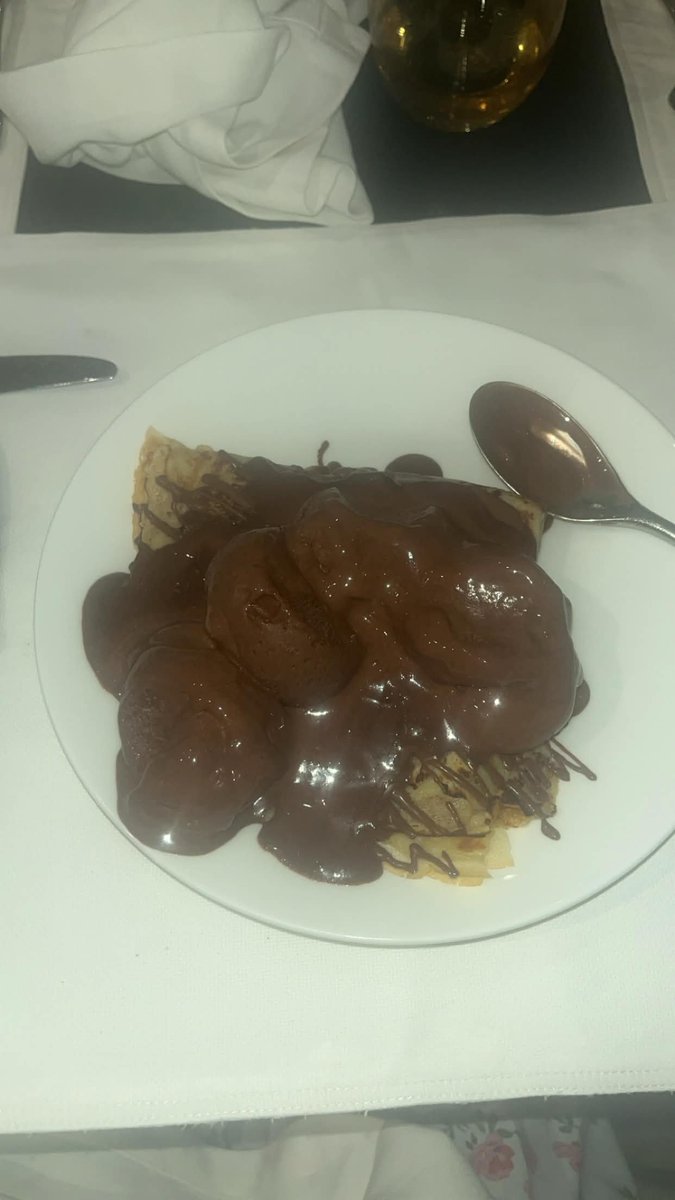 thefateofkatie's tweet photo. made dessert 😙 https://t.co/LyAYgbcqrl