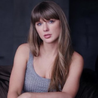 tracklist's tweet photo. Pitchfork sobre “Cleveland!”, nova música de Taylor Swift:

“Enquanto Travis aparentemente tenta mostrar a ela onde cresceu, a narradora da música faz egosearch no Twitter, reunindo uma lista de críticas contra si mesma: que não sabe dançar, ‘se veste mal’, ‘é nota quatro’, é falsa e irritante. Ela evita se chamar de ‘v*dia, mas não deixa de se chamar de ‘c*dela’. É claro que nada disso deveria importar, porque ela encontrou o amor de sua vida.”