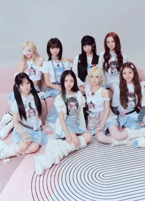 AboutMusicYT's tweet photo. UNIS has now disbanded. https://t.co/A5b6LsowA0