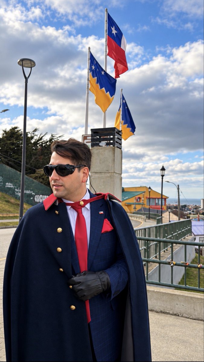 JavierOlivares's tweet photo. 🇨🇱 ¡Estamos en Punta Arenas!
En el extremo sur de nuestra tierra, reafirmando nuestro compromiso con Chile y su soberanía.

¡Por Chile, y siempre por la Patria! 🇨🇱 https://t.co/nVadj1wd36