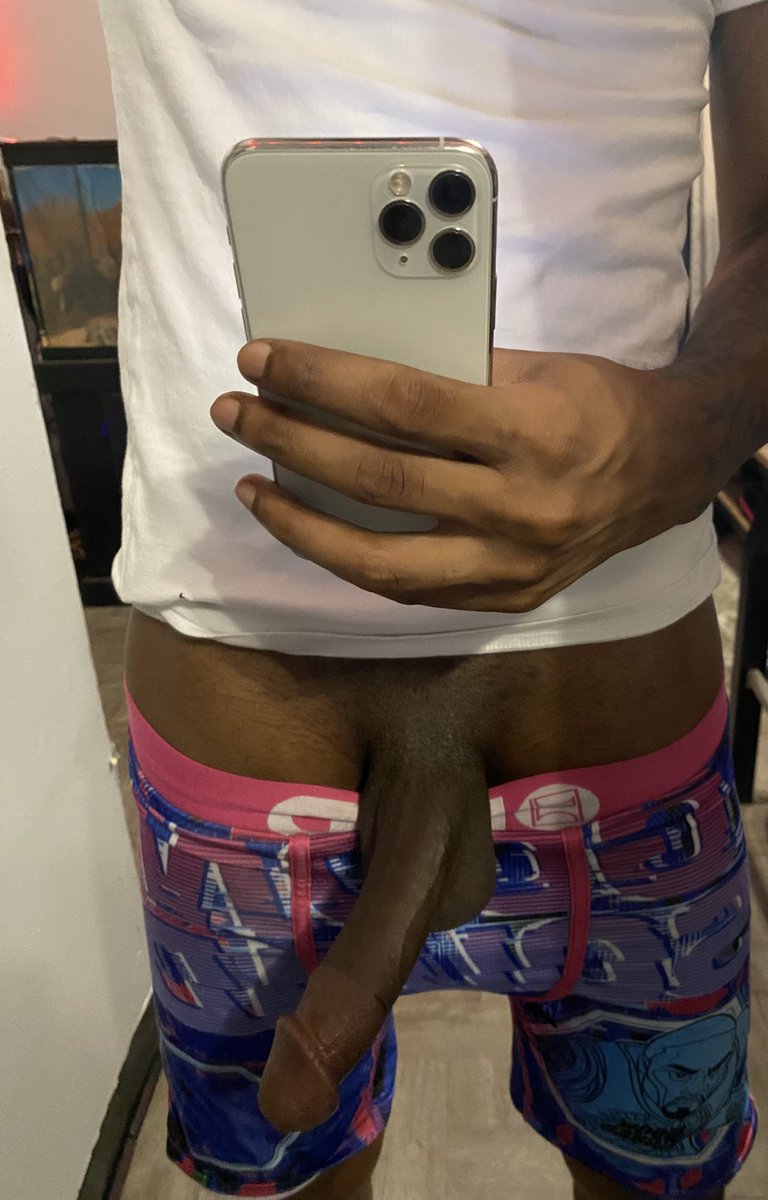 numba1stroker's tweet photo. Take a seat 👾 #horny #bbc #freak #nsfwㅤㅤ https://t.co/7DWVsJRbz0