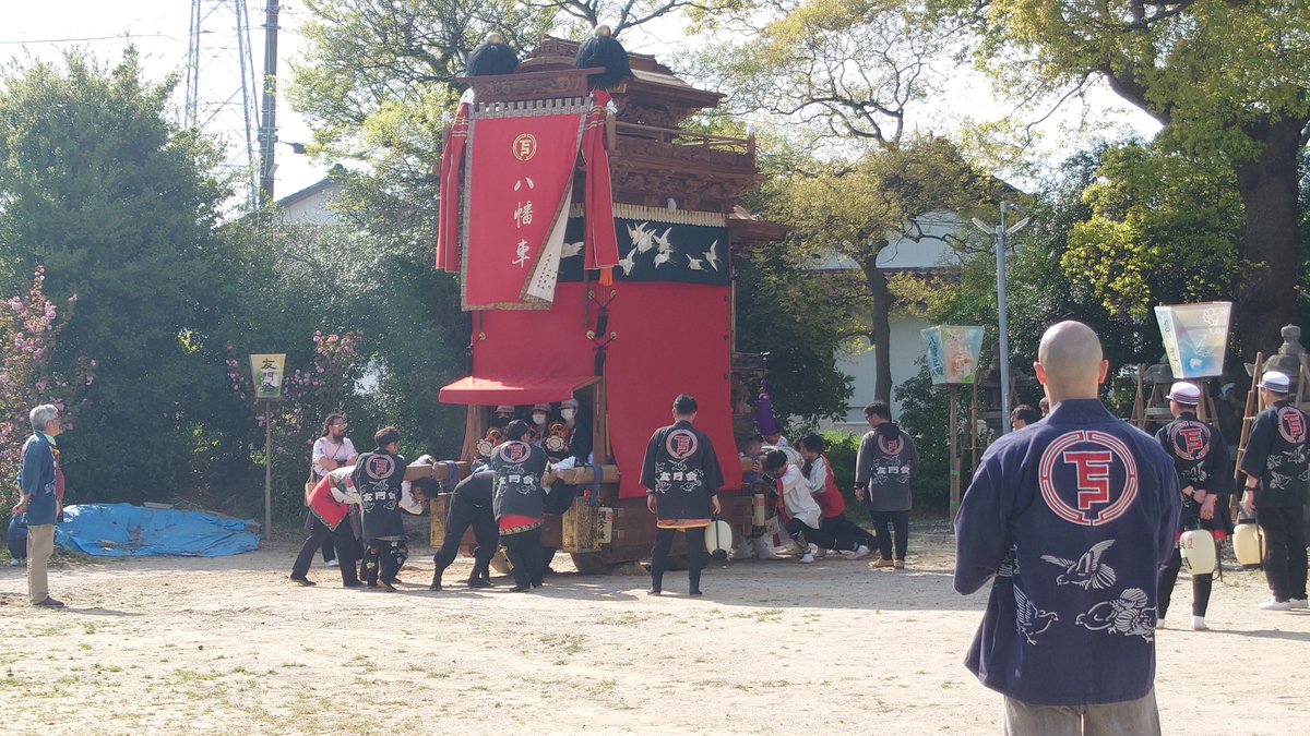saiten1007's tweet photo. 長尾の春祭り
玉貫区　玉神車
下門区　八幡車 https://t.co/bVSeqFkQzz