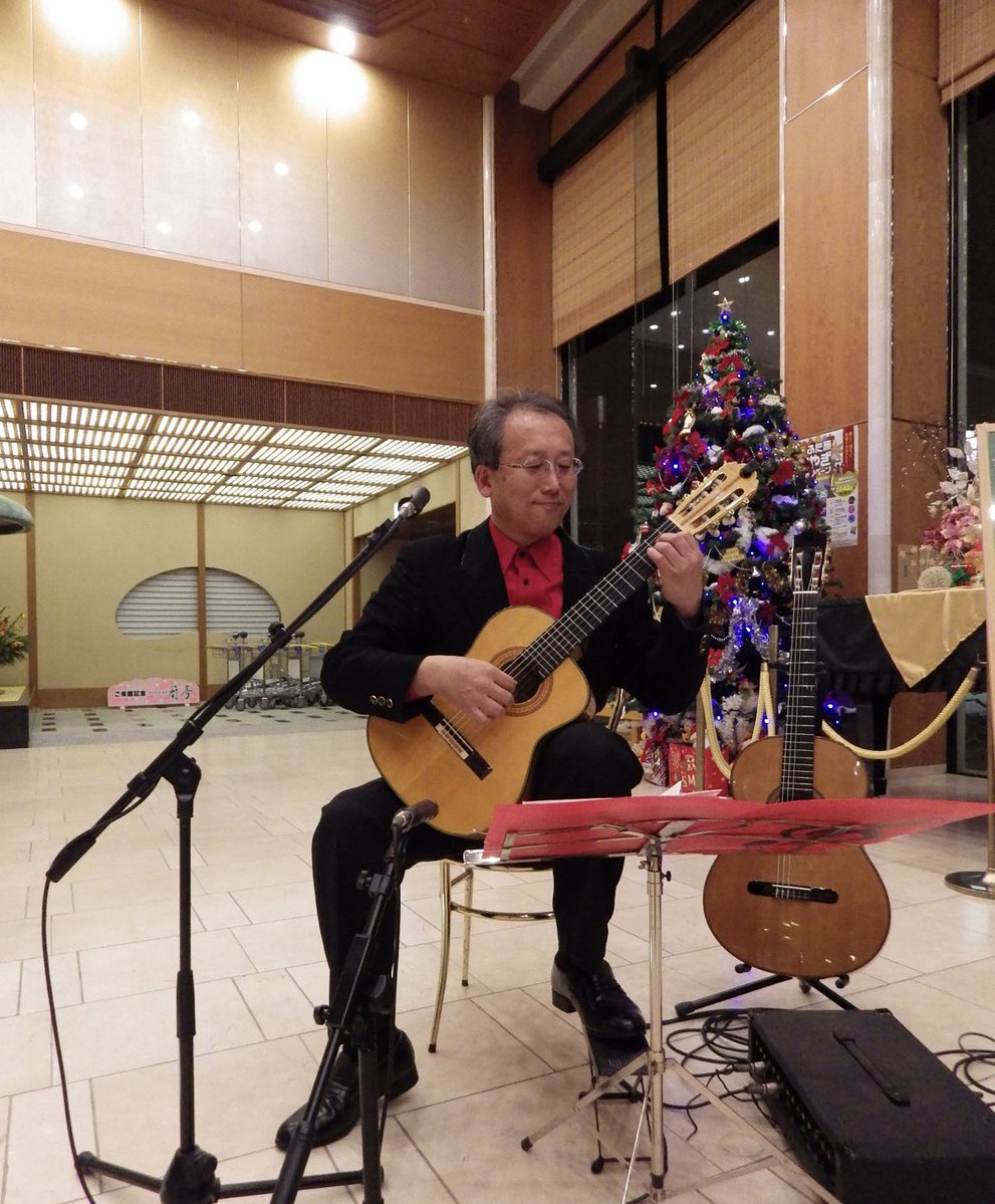 ishikawaguitar's tweet photo. ギター講座のご案内
月曜クラス
◎東松戸
ギター講座
13時~14時30分 グループレッスン

◎柏
プライムギター講座
アルトギター講座
18時~21時 個人レッスン

10月期生募集中！
初歩からやさしく丁寧に♪
ミチギター教室柏 https://t.co/4fyo47o13A