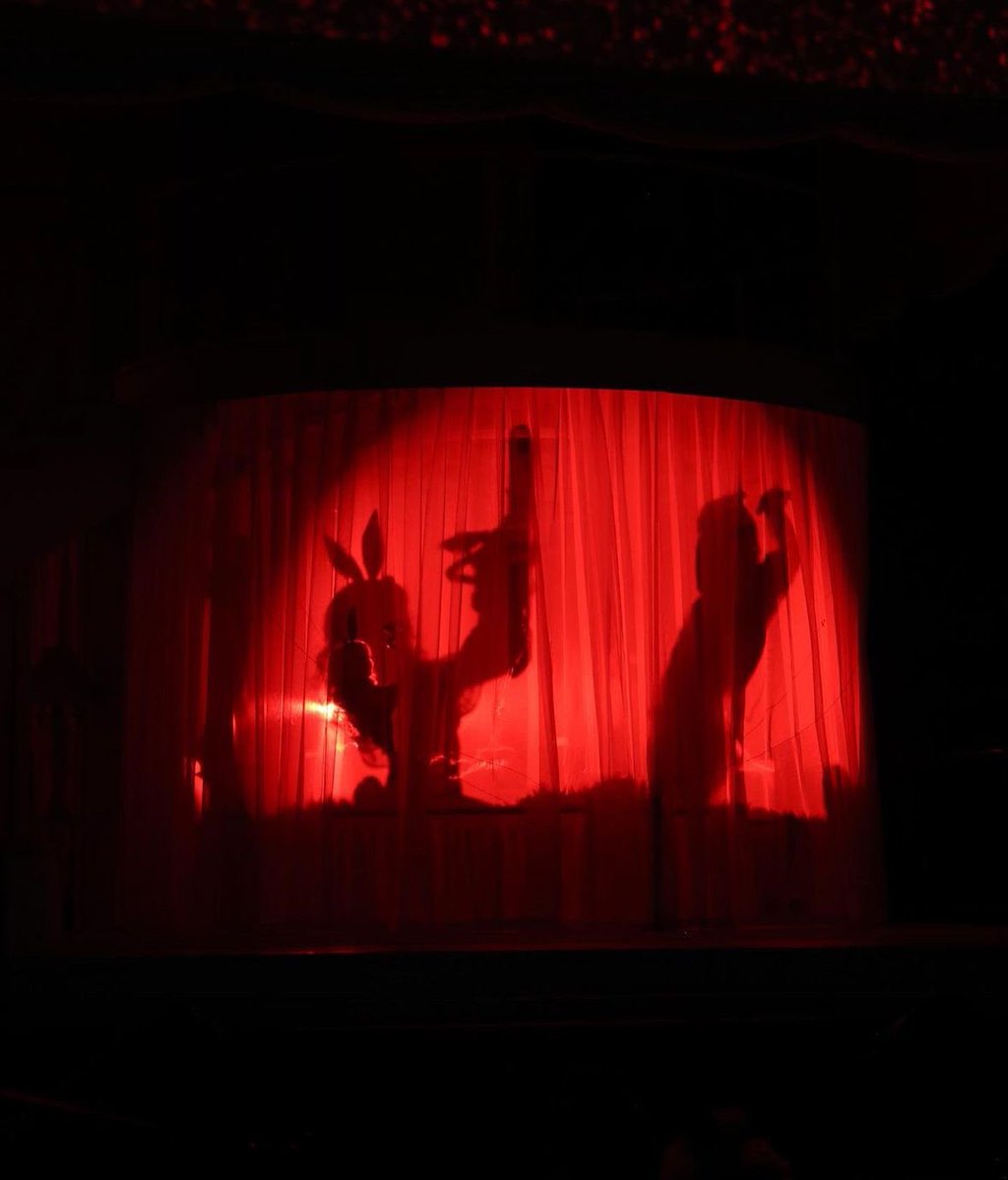 sabrinaharryx's tweet photo. Brinaween is coming soon https://t.co/8BrzNOXbYf