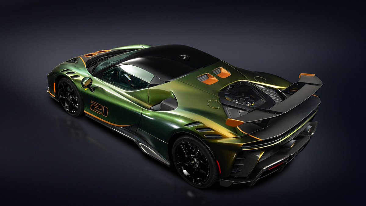 CosimoDina's tweet photo. Ferrari SF90 XX "verde Volterra" prodotta nello stabilimento di Maranello (Modena). #ferrari #supercar https://t.co/sWABCBa0wl