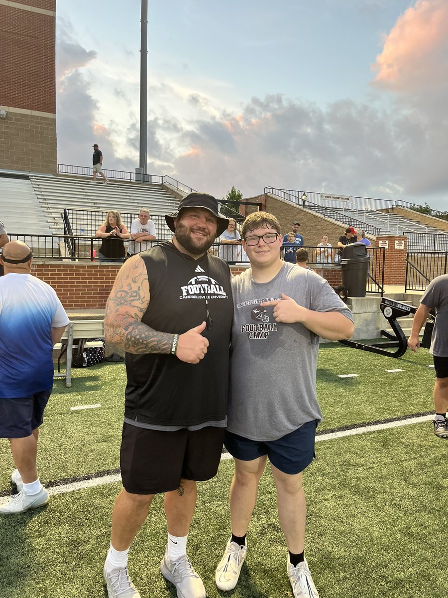 ClaytonStratto3's tweet photo. I will be at Campbellsville University October 17th! @CoachHBrown8 @coachlane9 @Coach_JoFo @CoachAtwood23 @jeffowens95 @DomlewisCU @BigGribbs44 @CvilleTigers @CvilleTigersFB @KYFUTURESTARS @ChiefSmoke10 @LippertScouting @drew_toennies @PrepRedzoneKY @mosesk225 https://t.co/zkT1POHcMu