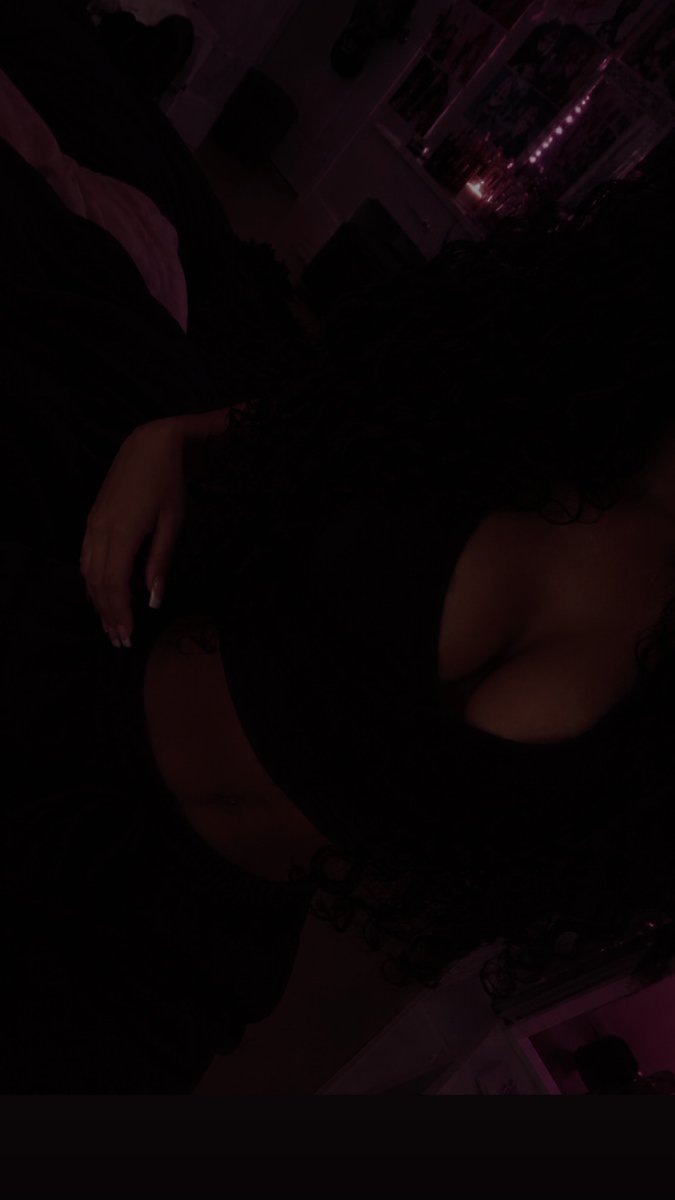 ebonycnc's tweet photo. hii, first nsfwtwt post <3 https://t.co/1WDkTr8h4h