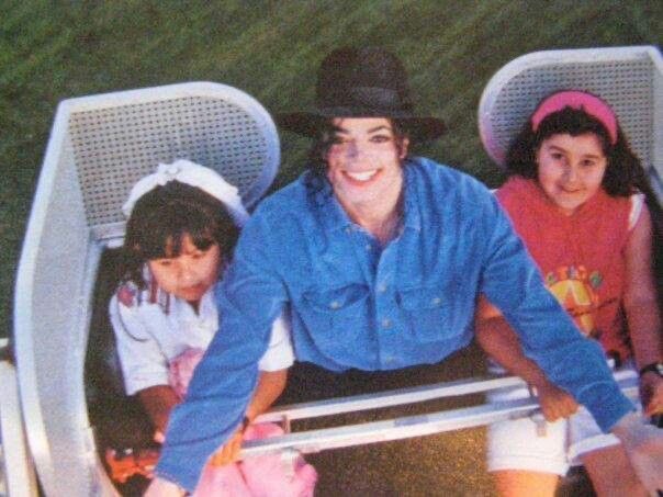 babiebemine's tweet photo. baby really is a 35 year old man https://t.co/rjSQQO4ld3