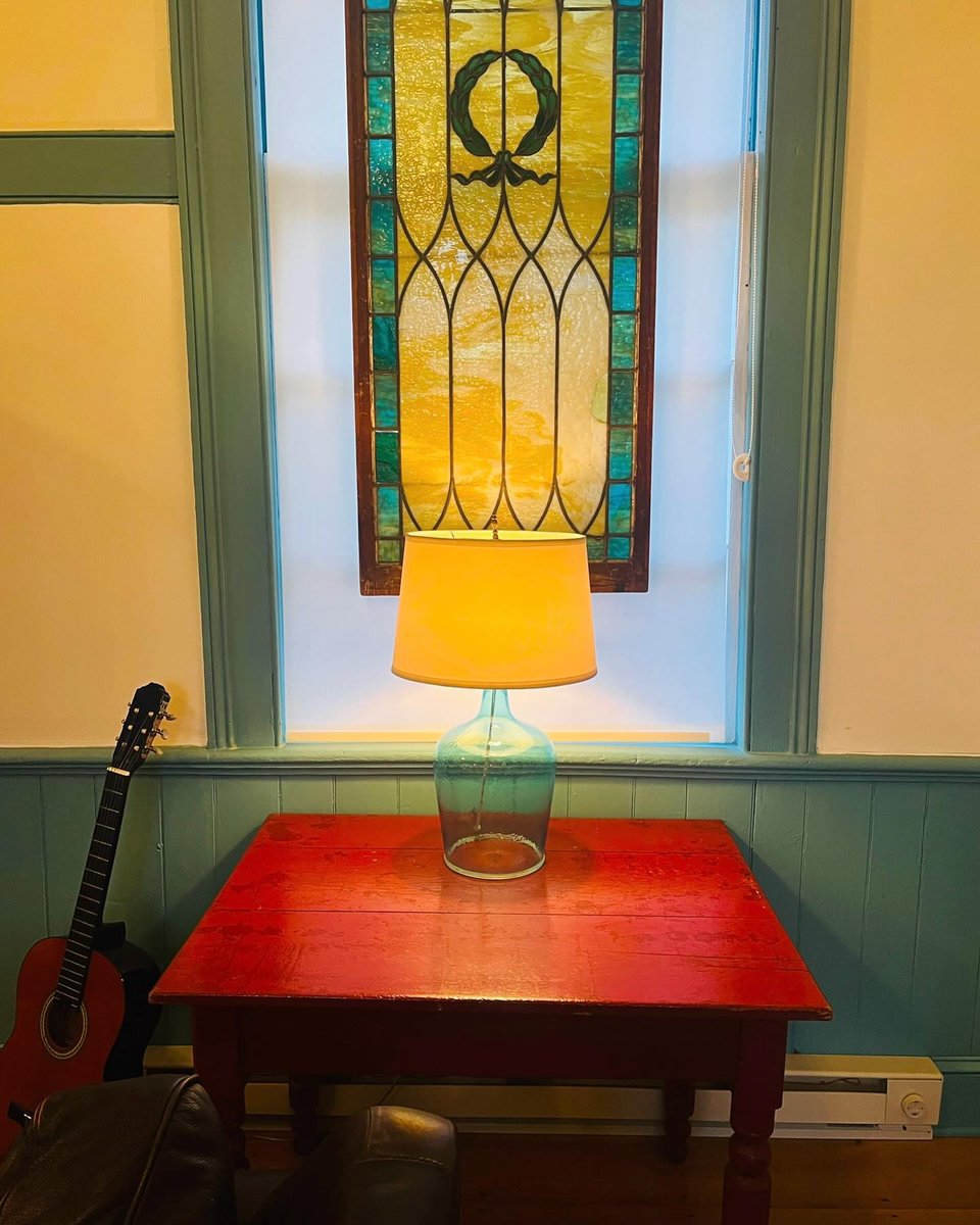 MarshallCaqm's tweet photo. One of many antique stained-glass windows adorning the majestic 8-foot windows of the schoolhouse. @airbnb https://t.co/Hgaa35wa0Z