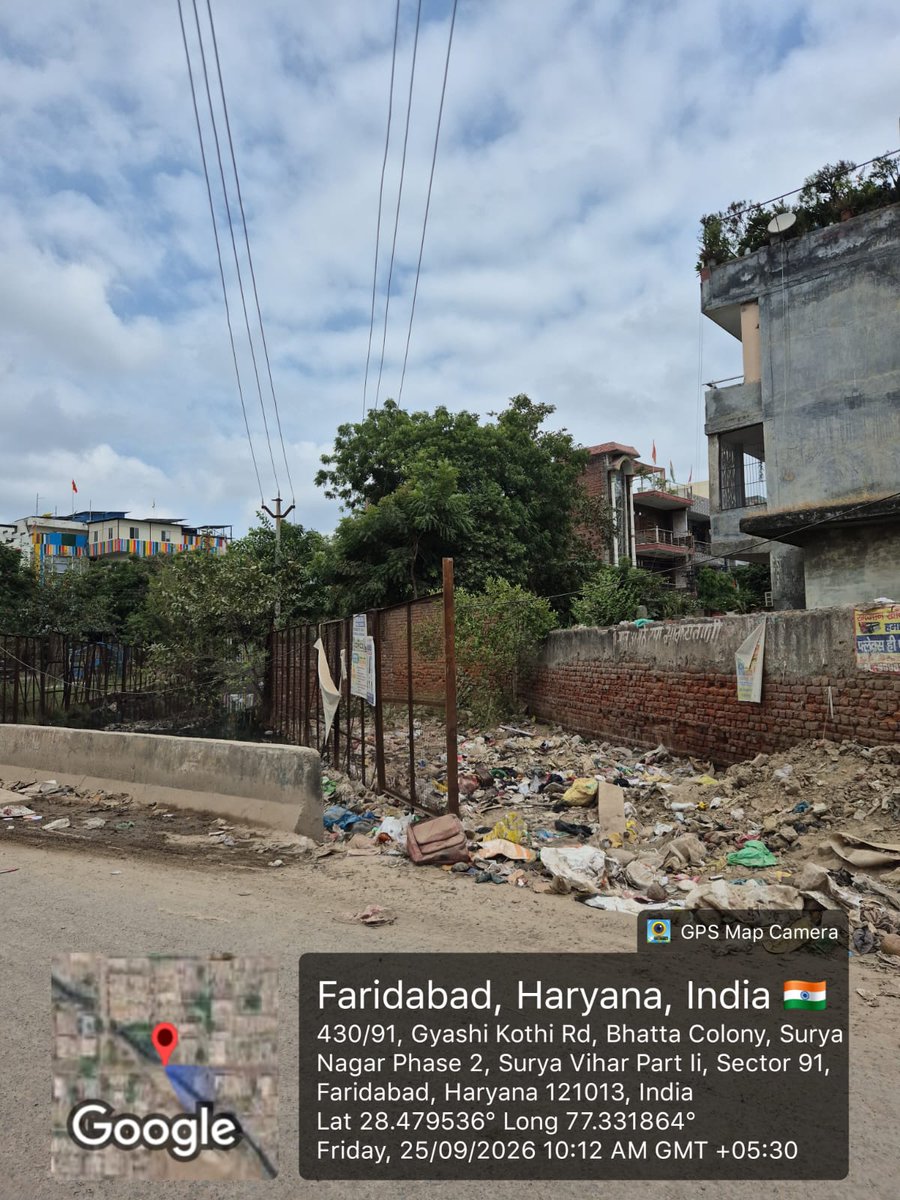 jaihindddddddd's tweet photo. Apparently, the drain in Surya Nagar Phase 2, Sector 91, Faridabad has become a permanent feature, stagnant water, filth, garbage and mosquitoes included. 🦟👏

Not sure if it’s a drain anymore or a civic attraction. https://t.co/oyj5jzTajF