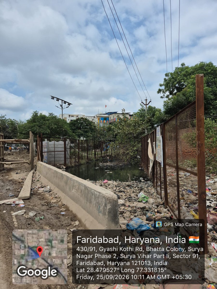 jaihindddddddd's tweet photo. Apparently, the drain in Surya Nagar Phase 2, Sector 91, Faridabad has become a permanent feature, stagnant water, filth, garbage and mosquitoes included. 🦟👏

Not sure if it’s a drain anymore or a civic attraction. https://t.co/oyj5jzTajF