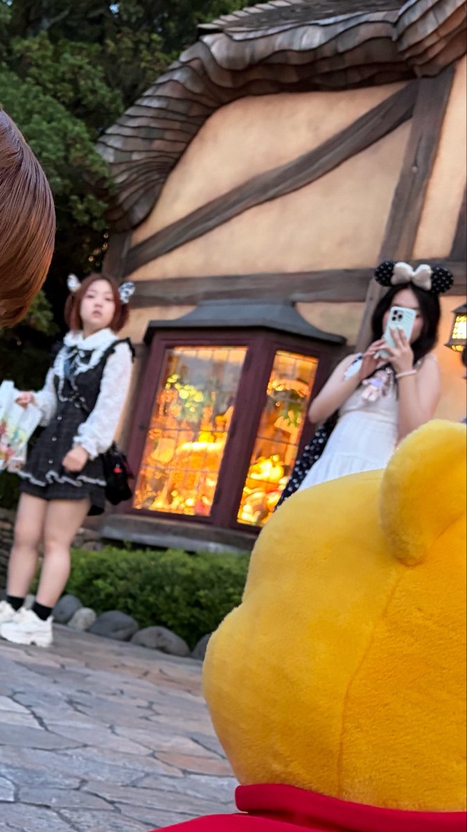 3aku87436's tweet photo. この間インパした時の話。

簡潔に言うと、盗撮されました。

晒したくないけど、晒します。

あなたは海外の人かもしれない。
でもこの国に肖像権があるし、
盗撮って言う犯罪もあります。

写真のフォルダにあるなら今すぐ消せ。

盗撮した事、許さねぇぞ。

隣にいた友人、あなたも同罪ですからね。 https://t.co/FN2LujkqxI
