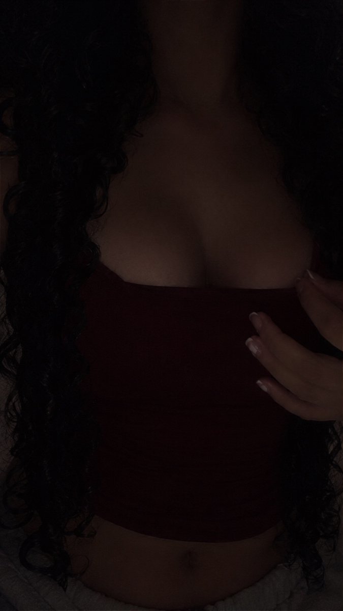 ebonycnc's tweet photo. hi nsfwtwt, how's my nails? https://t.co/oeDcYgMNPK
