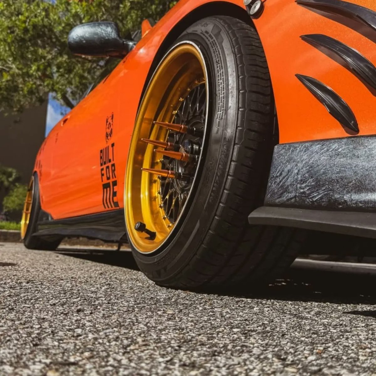 TuRefsal2khq's tweet photo. Thank you @moto_caden for the photos from @henrysdepot Cars and Coffee. Transformer x Jigsaw: different styles, same passion. Built for me, not for anyone’s approval. Team @teamlenso. https://t.co/BAyjMN6prT