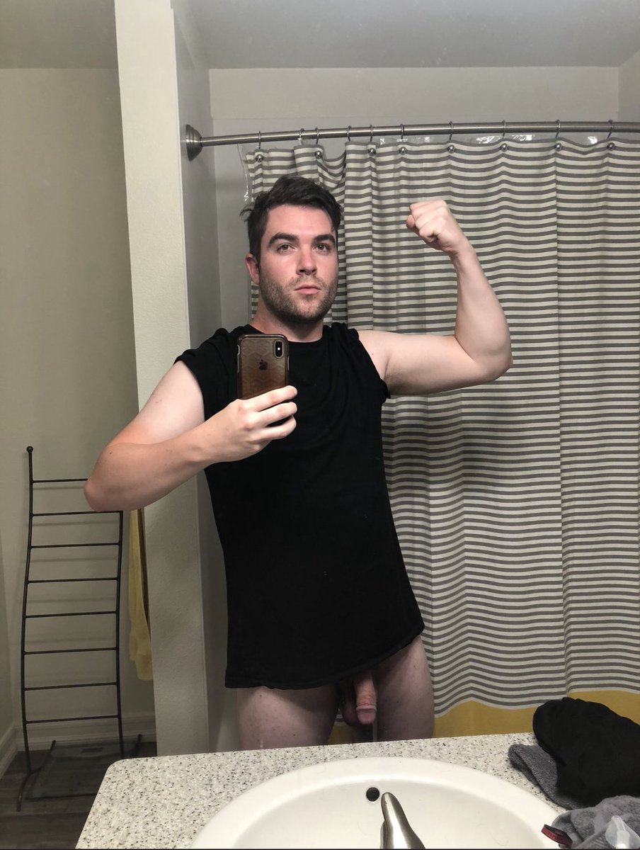 dilicious992's tweet photo. @Dikking22025 I LOVE soft dick!!! I’d love to see yours soft!! https://t.co/AMFHkXH7Gn