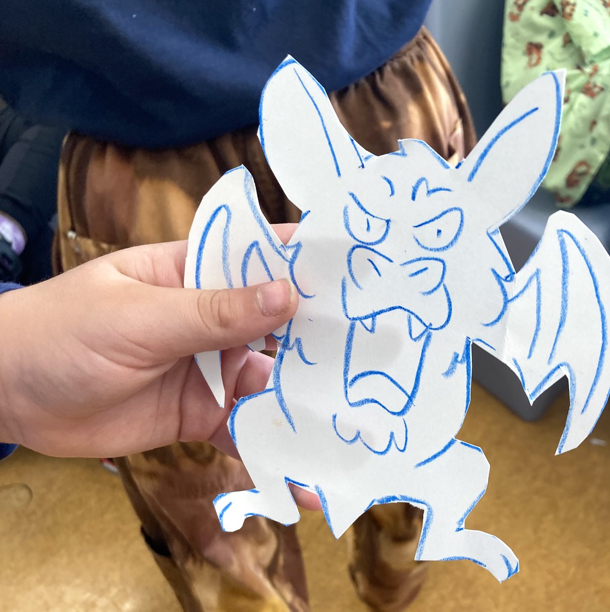 InkWellKids's tweet photo. We threw a pre-Halloween party with the kids at Bellevue Hospital! 🎃 12 kids decorated masks and drew Draculas, goblins, and pumpkins while rocking out to some spooky tunes. Thanks to all the kids &amp; volunteers for such a spooctacular time!! https://t.co/f4Hu69AXTx