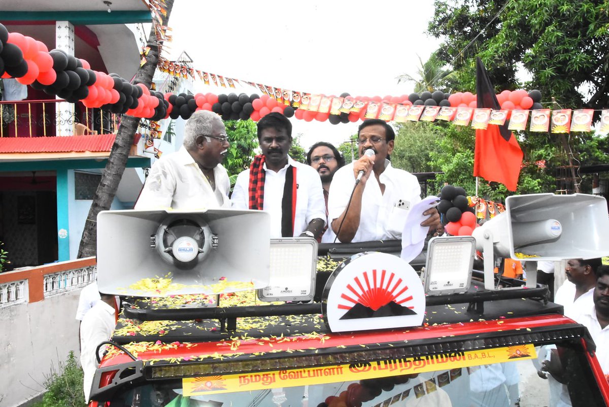 Avadi_Nasar's tweet photo. இன்று (25/09/2026) மாலை 4:30 மணி முதல், 

#மதுராந்தகம் சட்டமன்ற இடைத்தேர்தல் 2026 முன்னிட்டு, மதச்சார்பற்ற முற்போக்கு கூட்டணி வெற்றி வேட்பாளர் திரு பரந்தாமன் அவர்களுக்கு ஆதரவு கோரி கருங்குழி பேரூர் பகுதியில் உள்ள பல்வேறு பகுதிகளில் பொதுமக்களிடம் வாக்கு சேகரித்தோம்,

உடன் வேட்பாளர் திரு இ பரந்தாமன், திரு கிருஷ்ணசாமி Ex MLA, மற்றும் திருவள்ளூர் மத்திய மாவட்ட நிர்வாகிகள் உள்ளனர்,