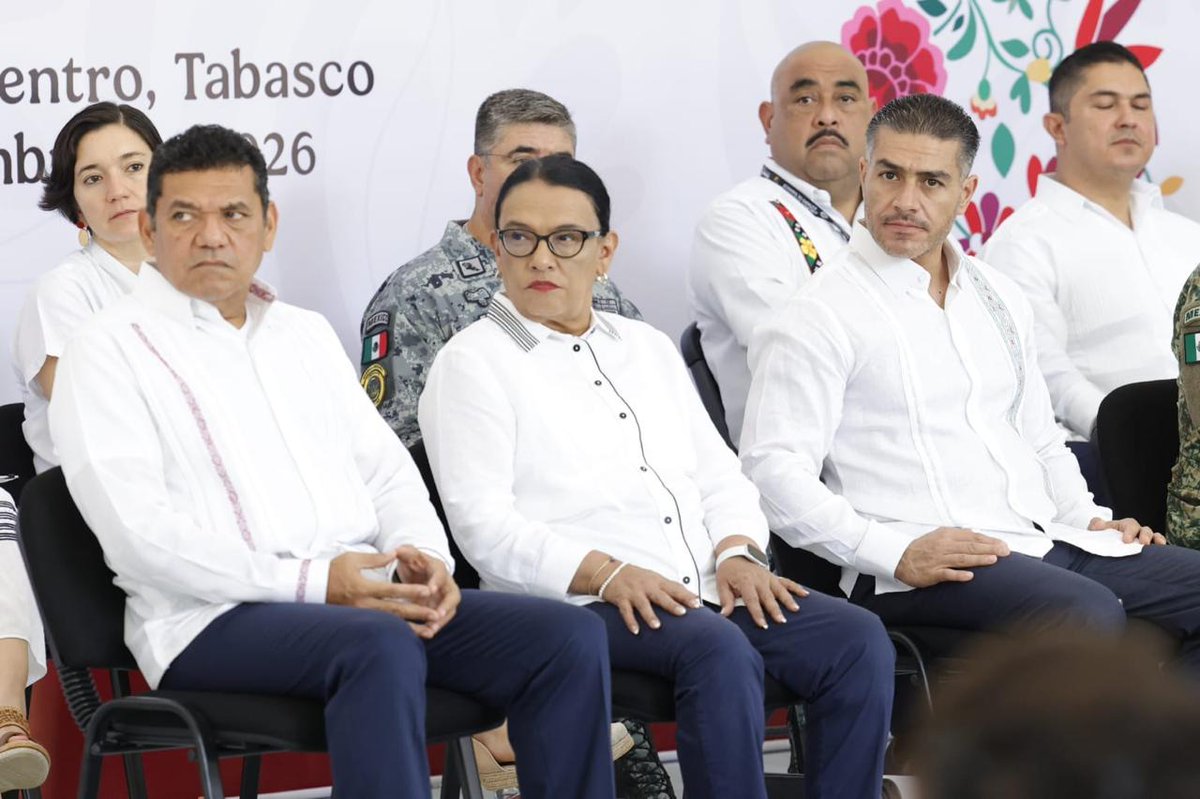SSPCMexico's tweet photo. El promedio diario de víctimas de homicidio doloso disminuyó 54% en Tabasco, como resultado del reforzamiento de la seguridad en la entidad, destacó el secretario @OHarfuch. https://t.co/RdlRWthUzu https://t.co/n4AV4nM0TM