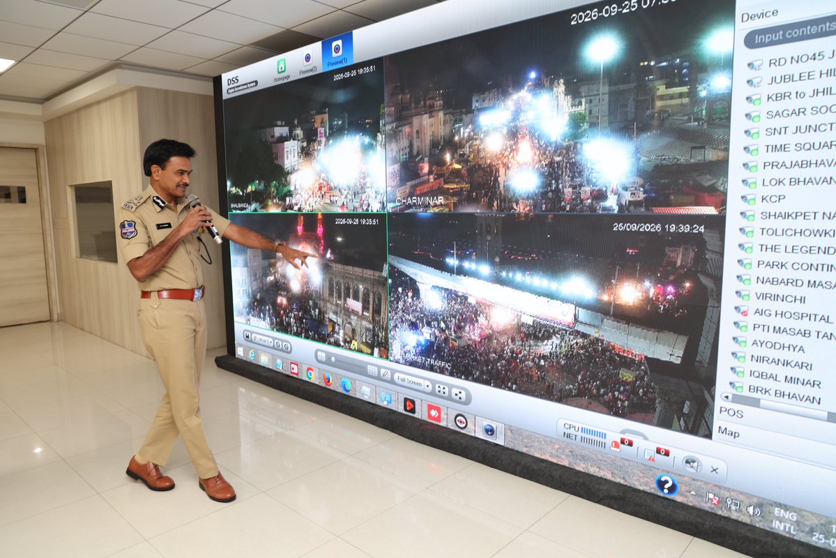CVAnandIPS's tweet photo. 7PM UPDATE 

తెలంగాణ వ్యాప్తంగా గణేష్ విగ్రహాల శోభాయాత్రలు, నిమజ్జన కార్యక్రమాలు పూర్తి స్థాయిలో కొనసాగుతున్నాయి. హైదరాబాద్ నగరం, ముఖ్యంగా CURE ప్రాంతంలో సాయంత్రం నుంచి శోభాయాత్రలు, నిమజ్జనాల వేగం పెరిగింది.

గణేష్ ఐడల్స్ పోర్టల్‌లో నమోదైన వివరాల ప్రకారం, రాష్ట్రవ్యాప్తంగా బహిరంగ ప్రదేశాల్లో సుమారు 1.24 లక్షల గణేష్ విగ్రహాలను ప్రతిష్ఠించారు. వీటి కోసం ట్రాఫిక్, బందోబస్తు ఏర్పాట్లు అవసరం. ఇప్పటివరకు సుమారు 80,000 విగ్రహాలు నిమజ్జనం అయ్యాయి. ఉదయం నుంచి నిమజ్జనం కోసం బారులుతీరిన సుమారు 32,000 విగ్రహాల్లో 6,350 విగ్రహాలు ఇప్పటివరకు నిమజ్జనం అయ్యాయి. అపార్ట్‌మెంట్లు, కాలనీలు, కమ్యూనిటీలు, ఇళ్లలో ఏర్పాటు చేసిన విగ్రహాలను కలుపుకుంటే మొత్తం విగ్రహాల సంఖ్య సుమారు 3.5 నుంచి 4 లక్షల వరకు ఉంటుందని అంచనా.

శోభాయాత్రలో పెద్ద సంఖ్యలో ప్రజలు పాల్గొంటున్నందున, హైదరాబాద్ నగరంపైనే మా ప్రధాన దృష్టి ఉంది. శుక్రవారం ప్రార్థనలను దృష్టిలో ఉంచుకుని ఈ ఏడాది శోభాయాత్రలు కొద్దిగా ఆలస్యంగా ప్రారంభమయ్యాయి. సాయంత్రం 5 గంటల నుంచి నగరంలో శోభాయాత్రలు వేగంగా కదులుతున్నాయి.

మొత్తం 13 డ్రోన్లు, ఎత్తైన భవనాలపై ఏర్పాటు చేసిన కెమెరాలు, వేలాది CCTV కెమెరాలతో పరిస్థితిని నిరంతరం పర్యవేక్షిస్తున్నాం. పో��ీస్ సిబ్బందితో పాటు క్రేన్ ఆపరేటర్లు, ఇతర ప్రభుత్వ శాఖల సిబ్బందిని కూడా ��ెద్ద ఎత్తున రంగంలోకి దించాం. గరిష్ట సంఖ్యలో విగ్రహాల నిమజ్జనం పూర్తయ్యేలా మా బృందాలు రాత్రంతా విధుల్లో ఉంటాయి. రేపు ఉదయం 11 గంటలలోపు ట్యాంక్‌బండ్, ఖైరతాబాద్ ఫ్లైఓవర్‌పై ట్రాఫిక్‌ను పునరుద్ధరించేందుకు అన్ని చర్యలు తీసుకుంటున్నాం. ఇప్పటివరకు శోభాయాత్రలు, నిమజ్జన కార్యక్రమాలు ప్రశాంతంగా కొనసాగుతున్నాయి.

మండపాల నిర్వాహకులు, భక్తులు, ప్రజలందరూ పోలీసులకు సహకరించి, వీలైనంత త్వర���ా నిమజ్జన కార్యక్రమాలను పూర్తి చేయాలని మరోసారి విజ్ఞప్తి చేస్తున్నాను. దురదృష్టవశాత్తు, గత 10 రోజుల్లో నిమజ్జనానికి సంబంధించిన ఘటనల్లో ఒక ఎస్‌ఐతో పాటు 12 మంది పౌరులు ప్రాణాలు కోల్పోగా, 26 మంది గాయపడ్డారు.

వర్షం, రోడ్ ల పై చెత్త ఉండే  కారణంగా రహదారులు పై జారే అవకాశం ఉంది. కాబట్టి ప్రజలందరూ జాగ్రత్తగా ప్రయాణించండి. అందరూ సురక్షితంగా తమ ఇళ్లకు చేరుకోవాలని కోరుకుంటున్నాను.